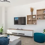 Katrya Luxury アパート ヴォディツェ
