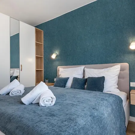 Katrya Luxury