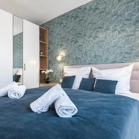 Katrya Luxury