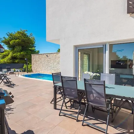 דירה Katrya Luxury