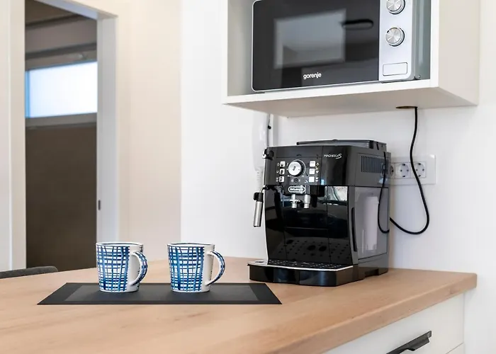 Katrya Luxury וודיצה