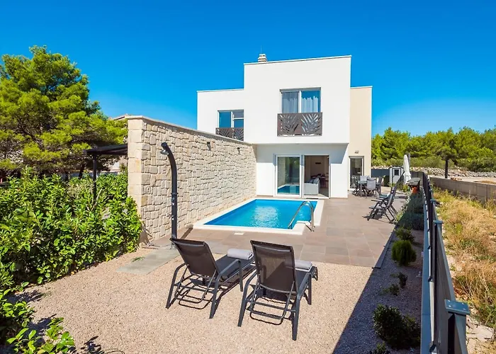 Katrya Luxury דירה וודיצה