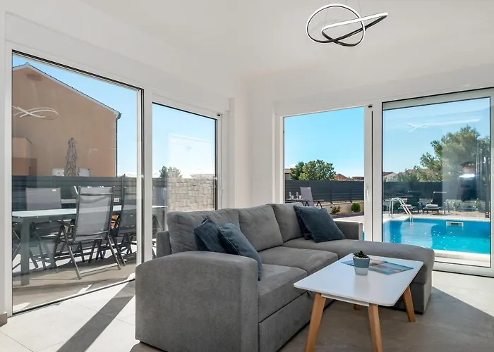 דירה Katrya Luxury וודיצה