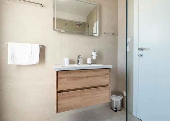 Katrya Luxury דירה וודיצה