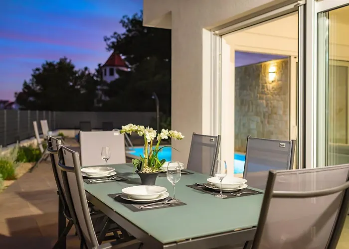 Katrya Luxury * וודיצה